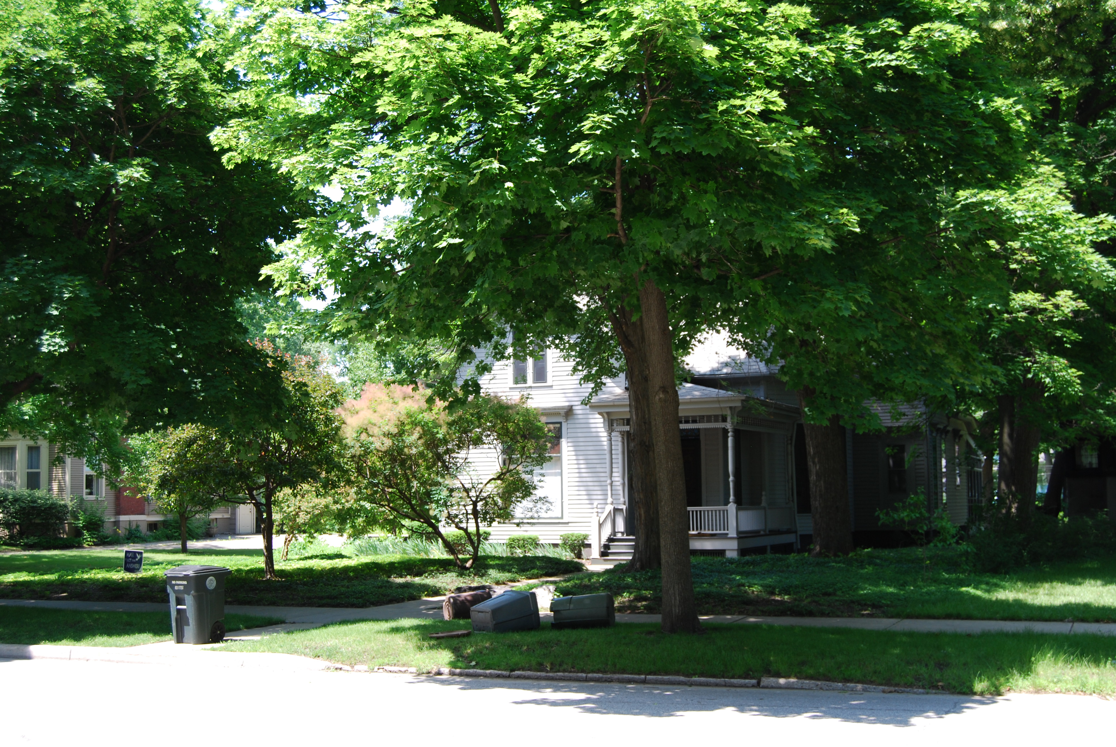 719 West Washington